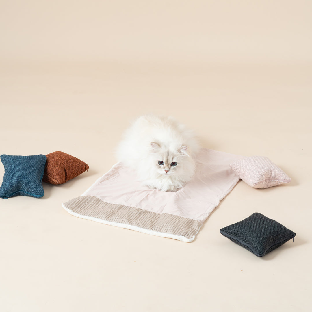 Quin Cushion Blanket